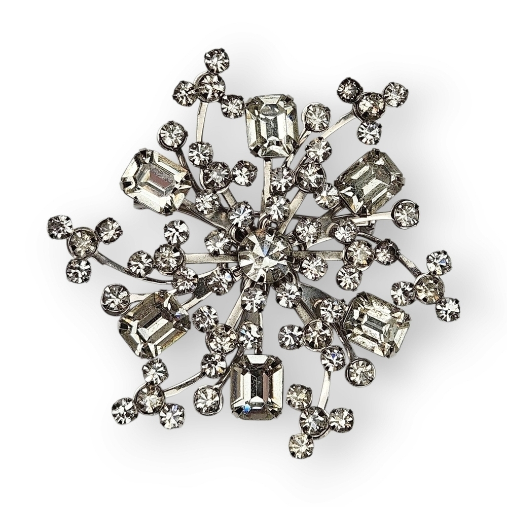 Vintage White Rhinestone Pinwheel Brooch Snowflake Riveted Rhodium Plated 2.5"